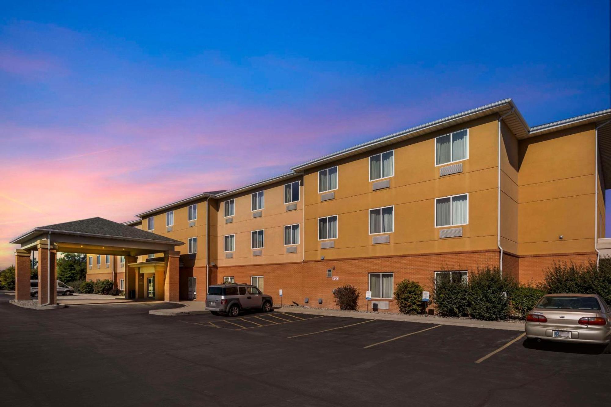 Comfort Inn & Suites Porter Near Indiana Dunes Exterior photo