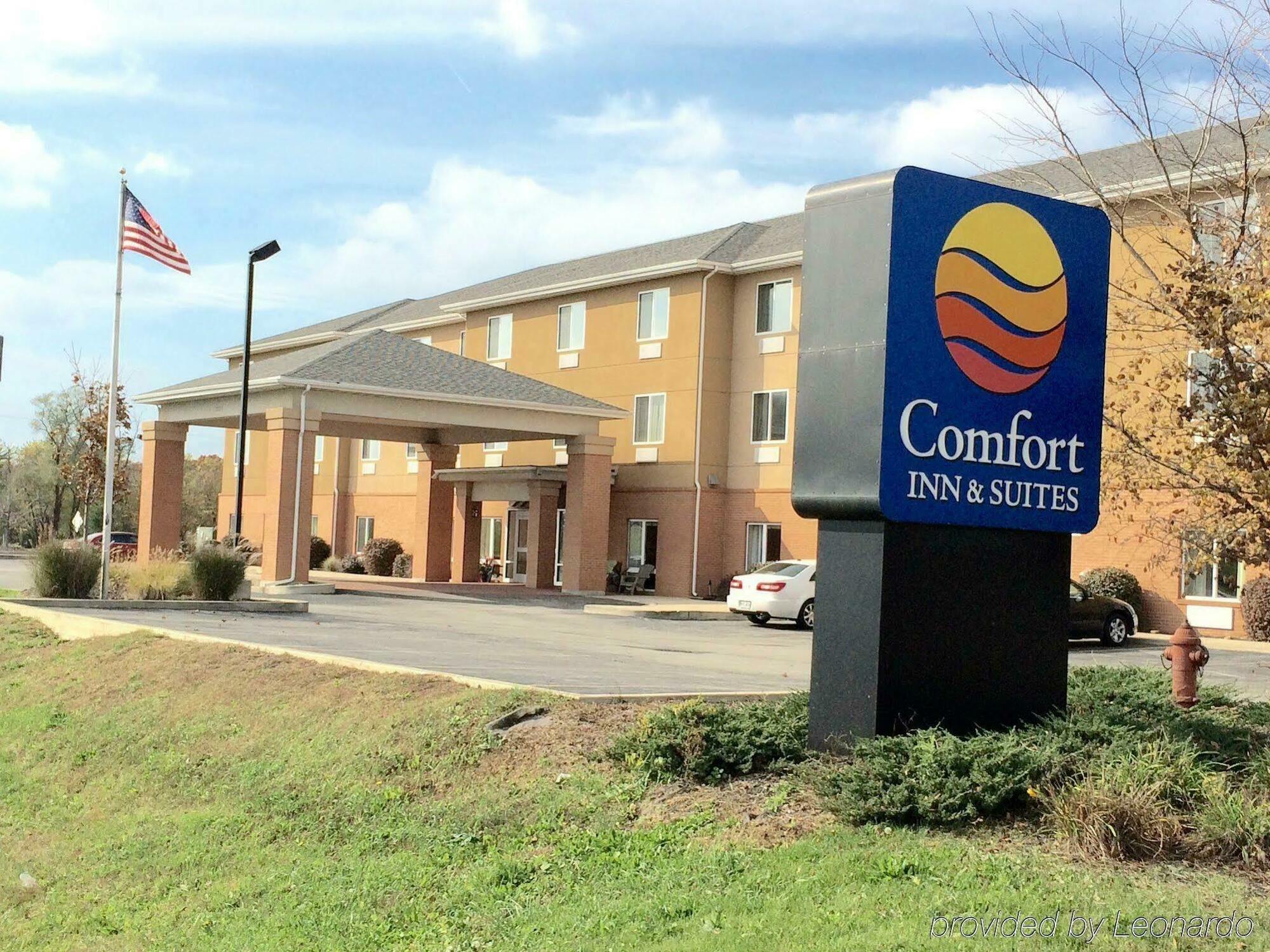 Comfort Inn & Suites Porter Near Indiana Dunes Exterior photo